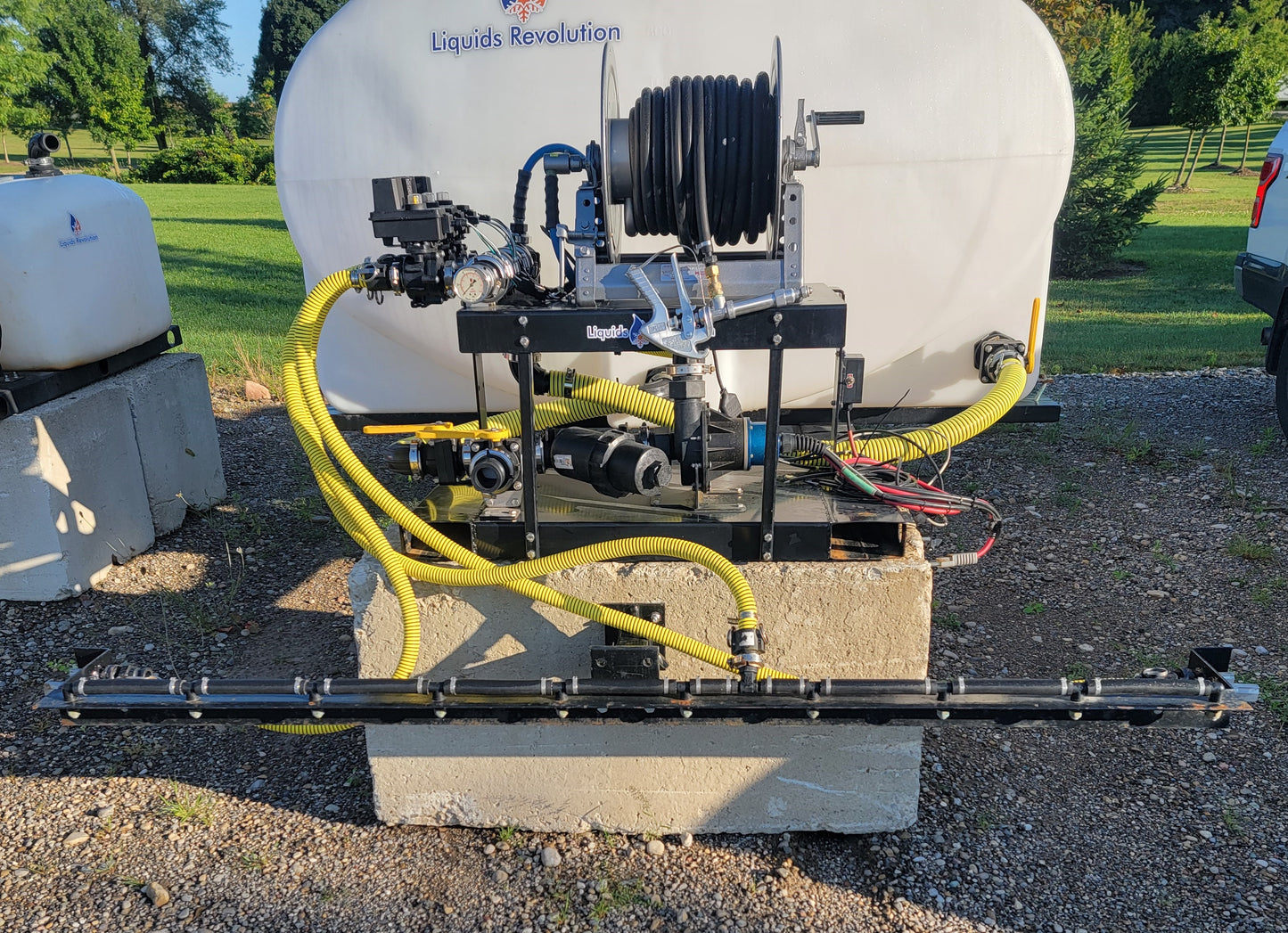 535 Gallon Skid-Mounted Truck Sprayer – 3-Zone Boom, Electric Pump, GPS-Ready