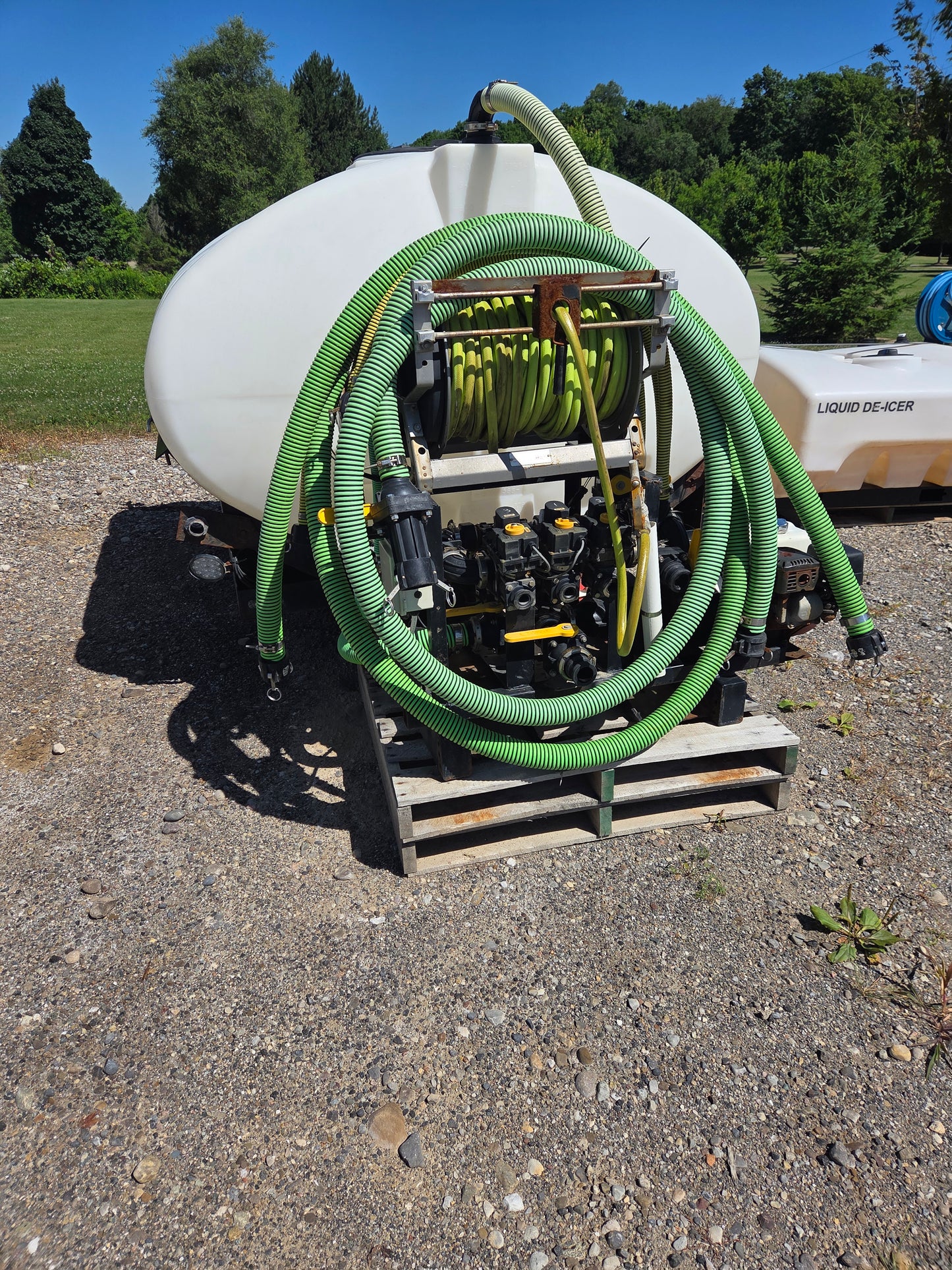 Used 1000-Gallon Elliptical De-Icing Sprayer — GPS-Controlled, Wireless, Gas-Driven