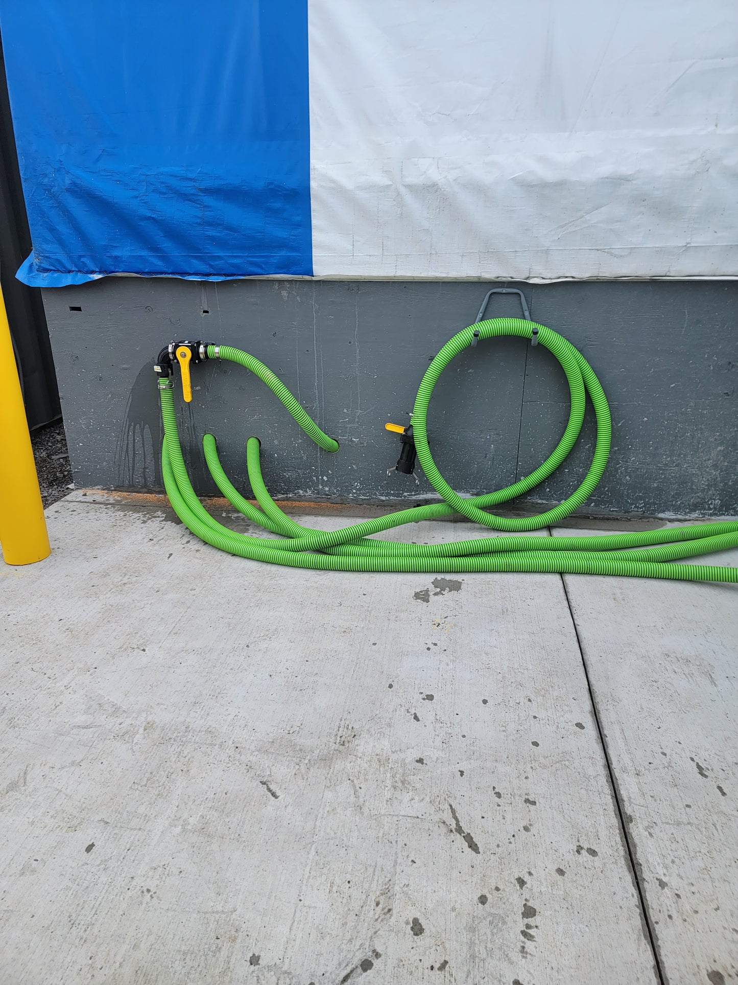 Filling Station and 3 Tank(3k) Array