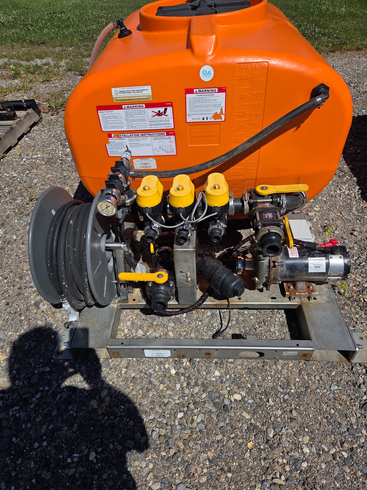 Used T-Series Camion Sprayer — 3-Zone with Electric Pump