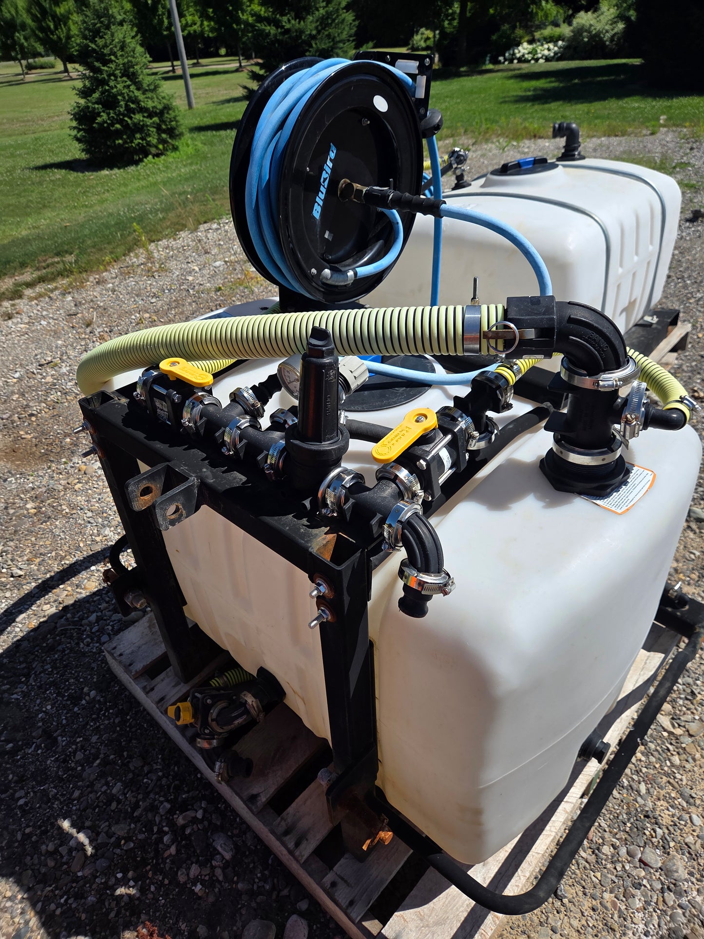 Used 100-Gallon Single-Zone Tractor Sprayer