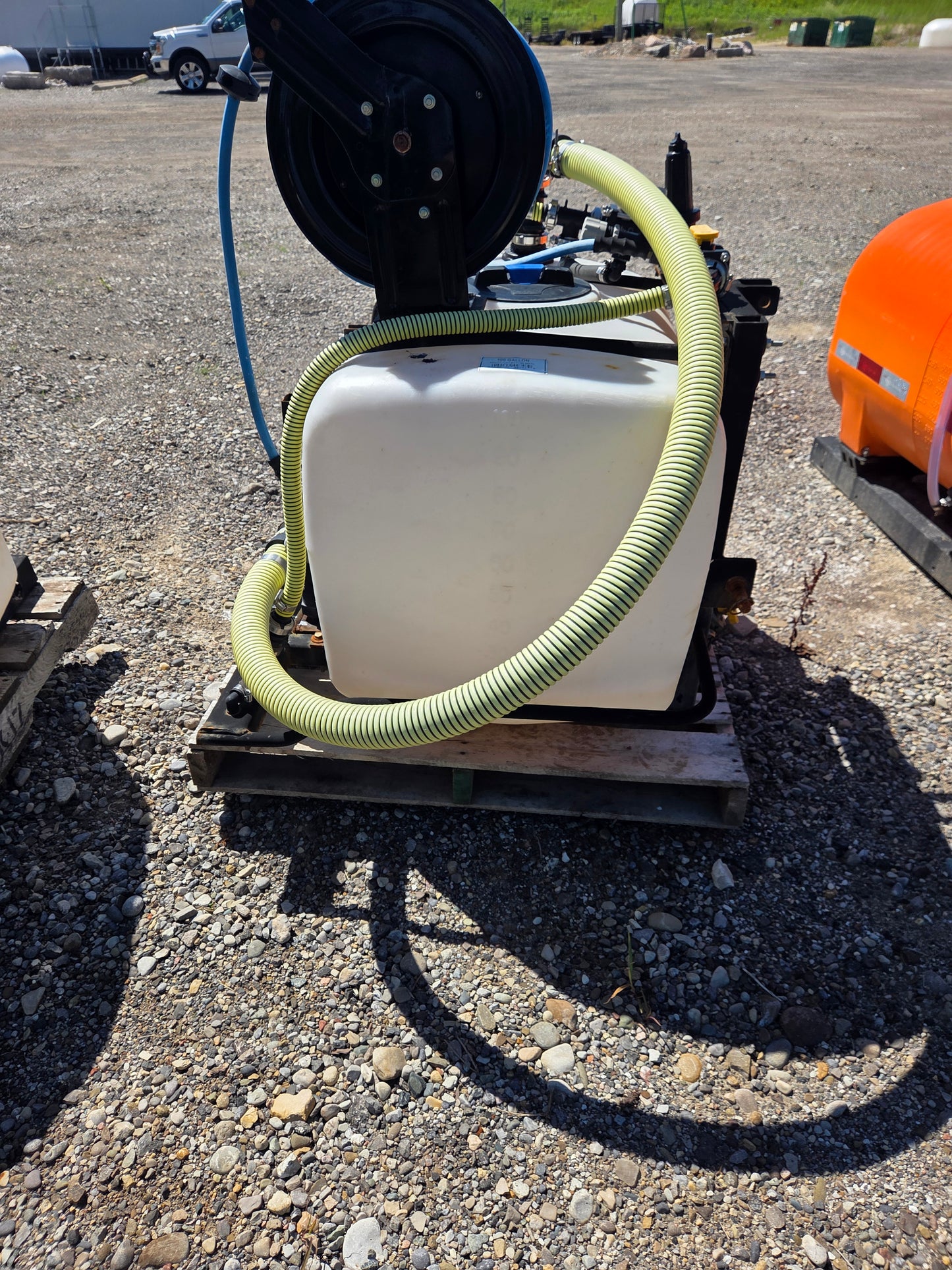Used 100-Gallon Single-Zone Tractor Sprayer
