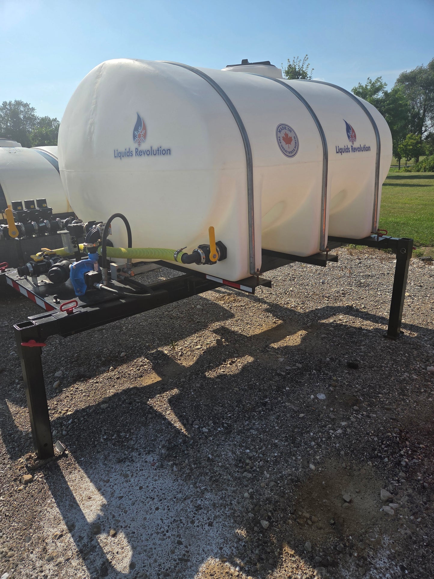 Hydraulic Signature Series Sprayer – 1000 Gallon, 30' Boom, Wireless GPS Control
