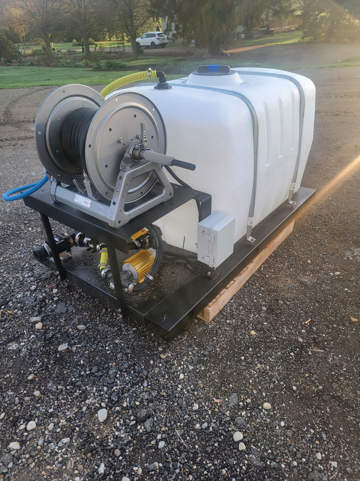 Liquids Revolution 200 gallon sidewalk sprayer side view